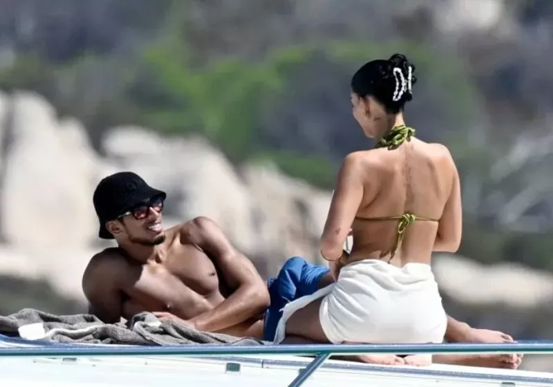 Jude Bellingham du hí trên du thuyền