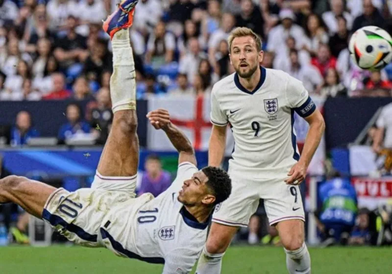 Vì sao Bellingham chưa trở lại tuyển Anh